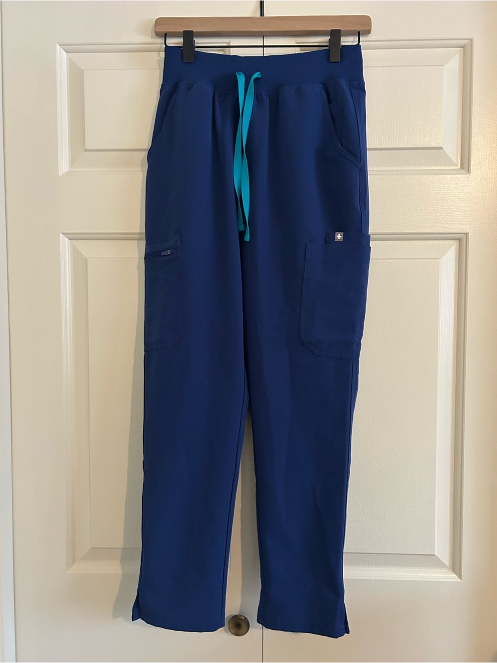 Figs Women’s Yola High-Rise Slim Scrub Pant Sapphire Blue Aqua Drawstring, XS/P